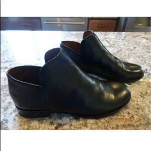NWOT Frye Elyssa Ankle Shootie Size 8 1/2